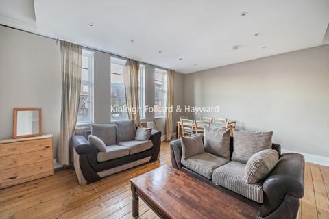 4 bedroom apartment to rent, Crouch End Hill London N8