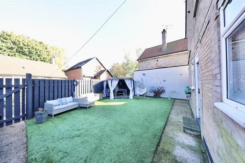 3 bedroom detached house for sale, Victoria Avenue, Hull