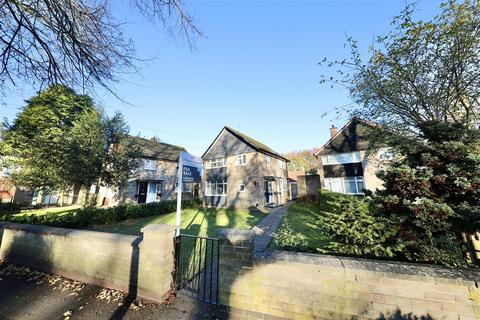 3 bedroom detached house for sale, Victoria Avenue, Hull