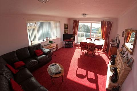 Flat 29, Crescent Court, 33 Chine Crescent, Bournemouth, BH2 5LA