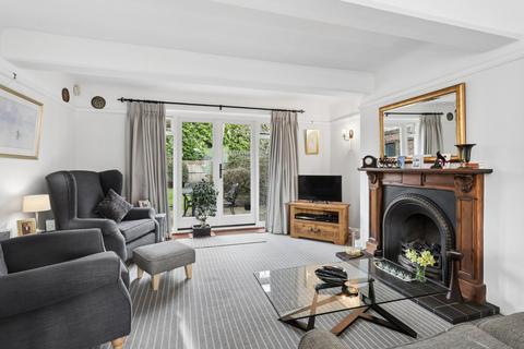 undefined, Oatlands Close, Weybridge, Surrey, KT13