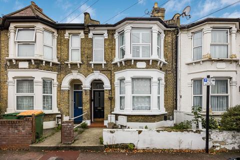 2 bedroom flat for sale, Hockley Avenue, London E6