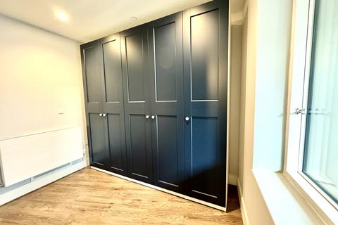 3 bedroom flat to rent, Macdonald House, Wembley Parade, Wembley Park, Wembley HA9