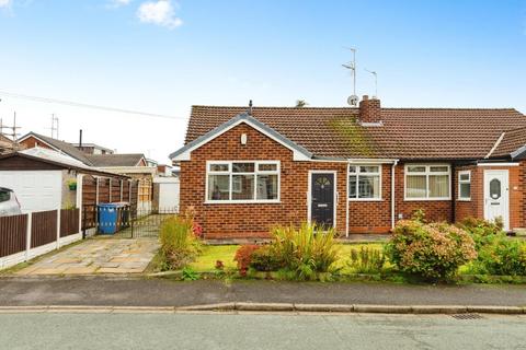 2 bedroom bungalow for sale, Ashford Avenue, Worsley, Manchester