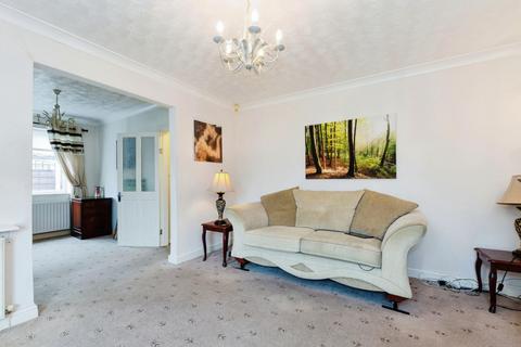 2 bedroom bungalow for sale, Ashford Avenue, Worsley, Manchester