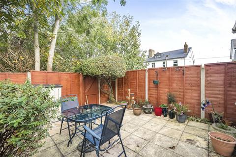 27 Mint Road, Wallington, SM6 0TY