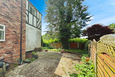 6 The Polygon, Salford, M7 2HS