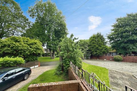 6 The Polygon, Salford, M7 2HS