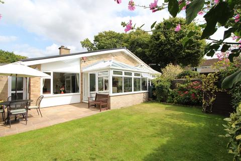 2 bedroom bungalow for sale, Oakleigh Way, Highcliffe