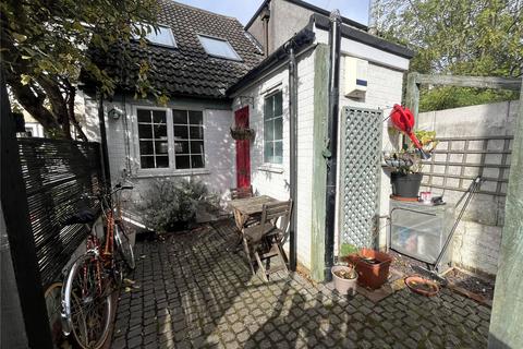 3 Bedford Road, Houghton Regis, Dunstable, LU5 5DJ