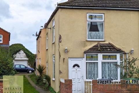 2 bedroom terraced house for sale, Yarmouth Road, Caister-on-Sea, Great Yarmouth, Norfolk, NR30 5AA