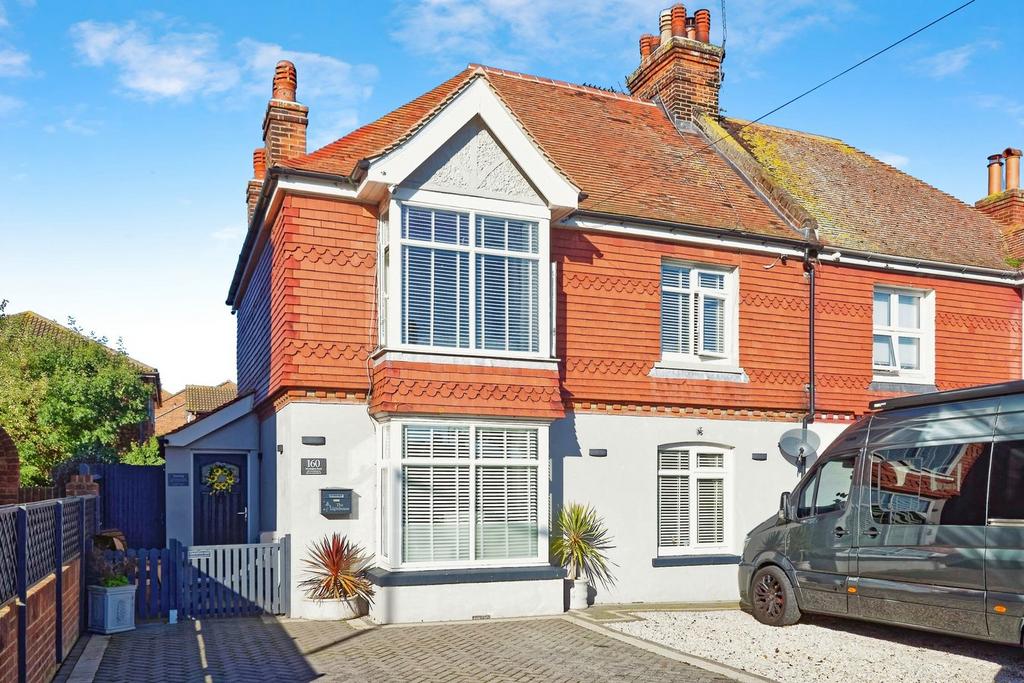 Newington Road, Ramsgate CT12 4 bed semidetached house for sale £355,000