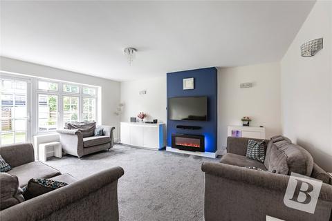 21 Roseacre Close, Hornchurch, RM11 3NJ
