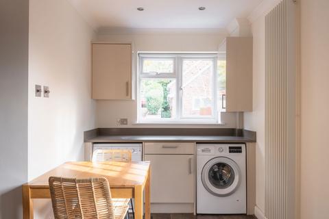 3 Beckets Square, Berkhamsted, HP4 1BZ