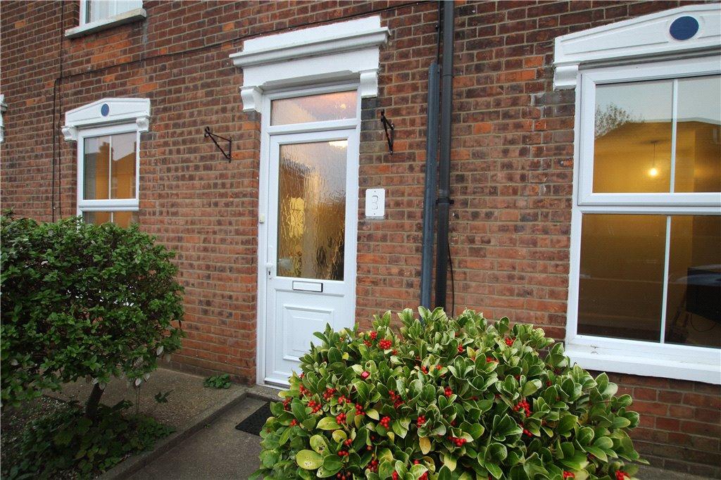 Holland Road, Ipswich, Suffolk 2 bed terraced house for sale £180,000