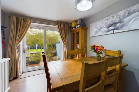 3 bedroom terraced house for sale, Spring Plat, Crawley RH10