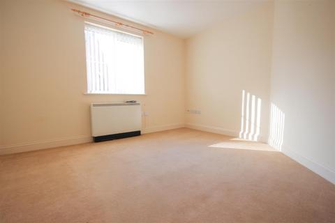 1 bedroom apartment to rent, White Lion House, Warwick