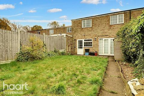 3 bedroom terraced house for sale, Lonsdale Road, Stevenage