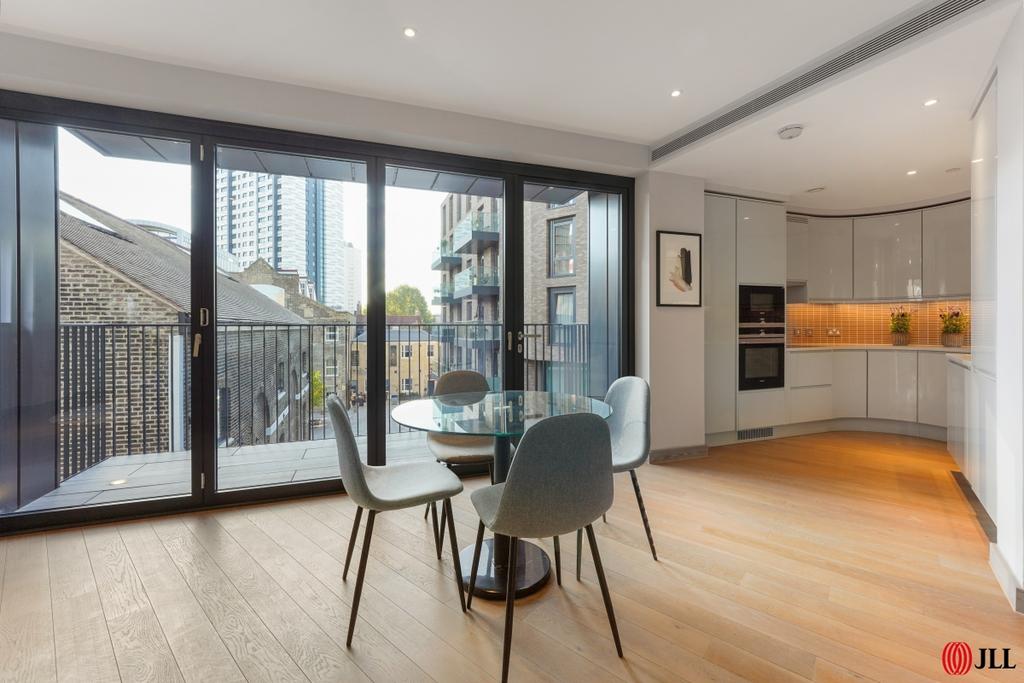 Kitchen Dining Area