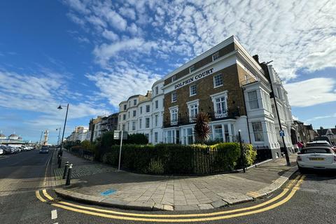 2 bedroom flat to rent, Central Parade, Herne Bay CT6