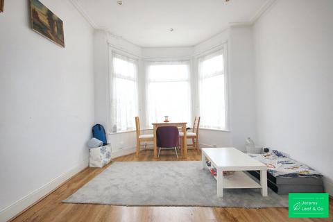 3 bedroom house for sale, Derby Avenue, London, N12