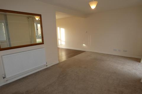 2 bedroom terraced house to rent, Sycamore Walk, Raf Lakenheath IP27