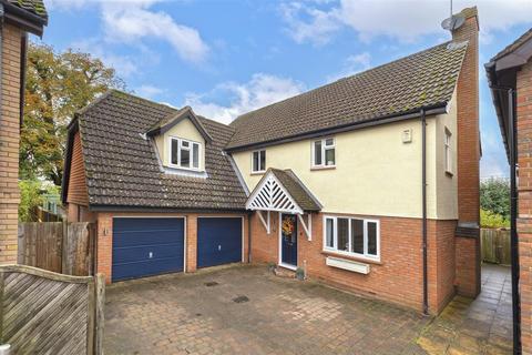 4 bedroom detached house for sale, Caysers Croft, East Peckham, Tonbridge