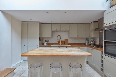 48 Panton Street, Cambridge, CB2 1HS