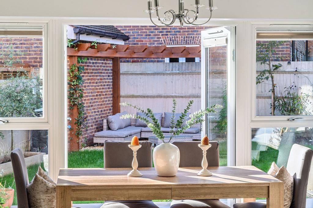 Sitting / Dining Room