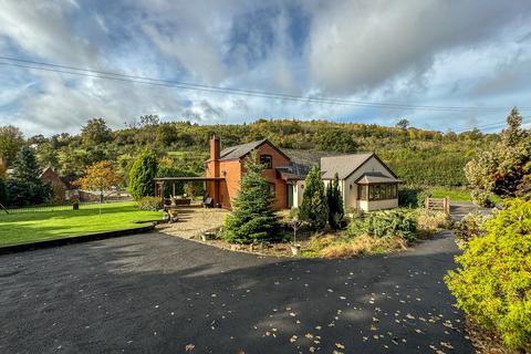 3 bedroom detached house for sale, Yarkhill, Hereford, HR1