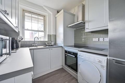 3 bedroom flat to rent, Doddington Grove, Elephant and Castle, London, SE17