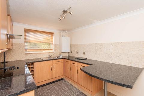 3 bedroom end of terrace house for sale, Victoria Hall Gardens, Matlock DE4