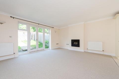 3 bedroom house to rent, Moorland Road, Witney, Oxfordshire, OX28