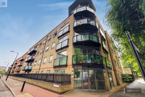 2 bedroom flat to rent, Rotherhithe Street, Canada Water, London, SE16