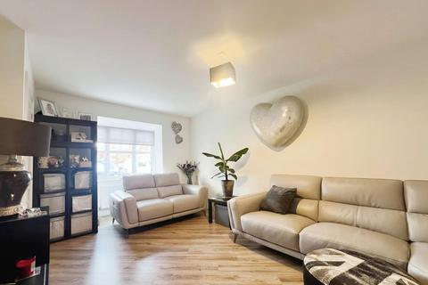 40 Thistle Croft, Astley, Manchester, M29 7SY