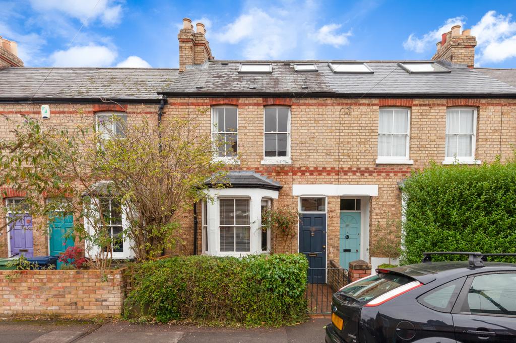 East Oxford OX4 3AP 3 bed terraced house for sale £675,000