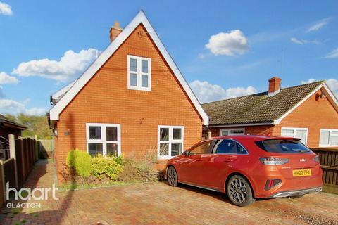 2 bedroom detached house for sale, Alpha Road, Clacton-On-Sea