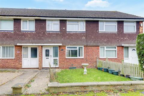 3 bedroom terraced house for sale, Graveney Gardens, Arnold NG5