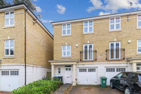 4 bedroom townhouse for sale, Colnhurst Road, Watford, WD17