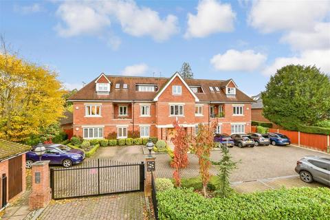 2 bedroom apartment for sale, Wray Park Road, Reigate, Surrey