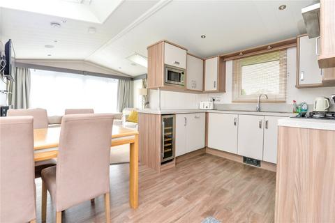 2 bedroom park home for sale, Sycamore, Bashley Caravan Park, Sway Road, New Milton, BH25