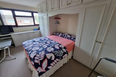 3 bedroom townhouse for sale, Woodgreen Road, Leicester, LE4