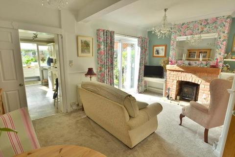 3 bedroom terraced house for sale, Osborne Road, Wimborne, BH21 1BL