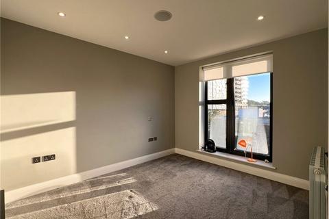undefined, Bideford Avenue, Perivale, Greenford, UB6