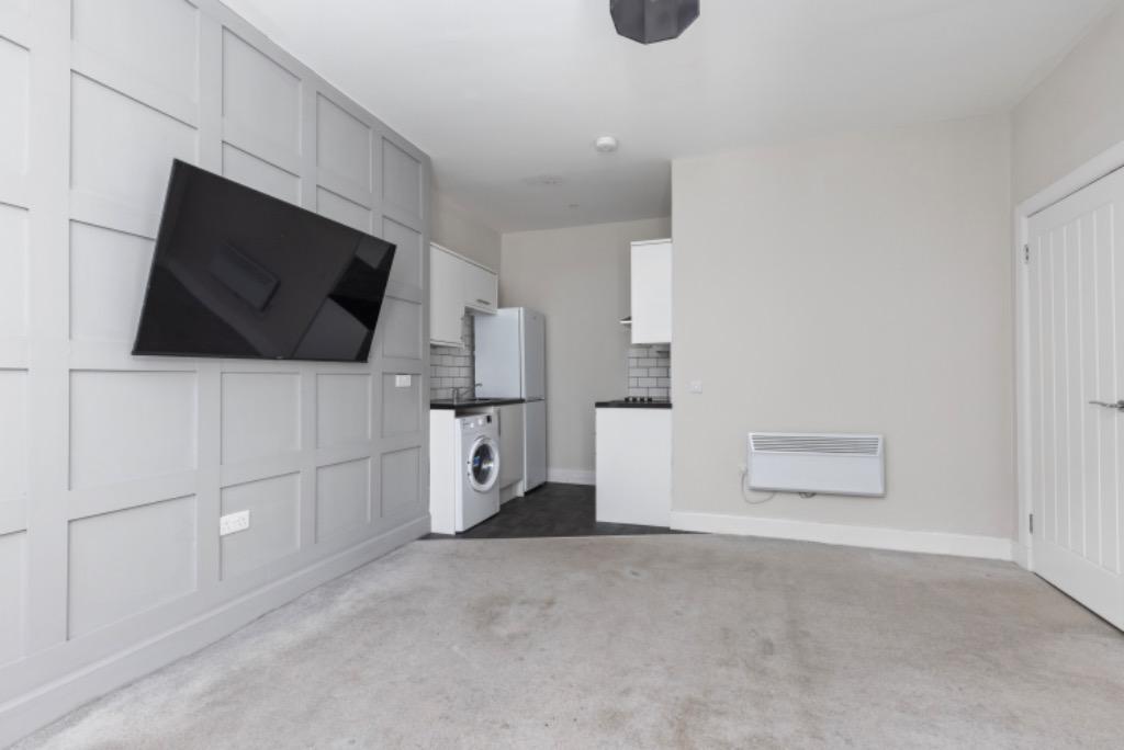 Apartment in Edinburgh - View 3