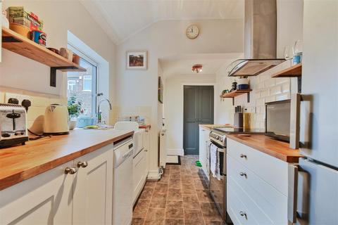 2 bedroom terraced house for sale, Scott Street, Off Scarcroft Road