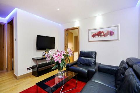 3 bedroom flat to rent, Cumberland Court, Great Cumberland Place, London