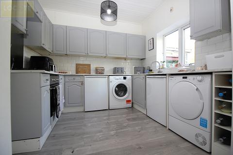 3 bedroom terraced house for sale, Winchester Road Stretford