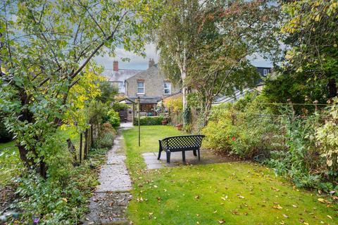 undefined, Cherry Hinton Road, Cambridge, CB1