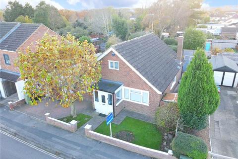 2 bedroom bungalow for sale, Greenfield Road, Newport Pagnell, Buckinghamshire